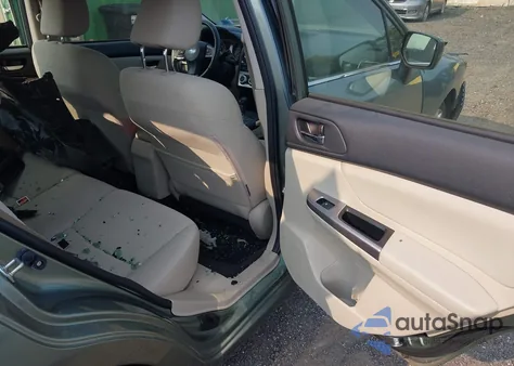 2015 Subaru Impreza 2.0I Premium z USA, uszkodzony, nr VIN JF1GJAK6XFH021473